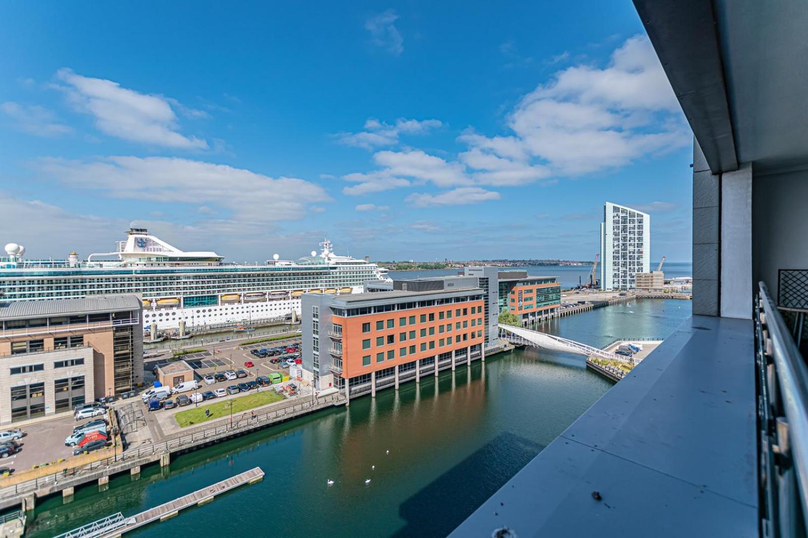 Novu Apartments Liverpool Waterfront Exterior foto